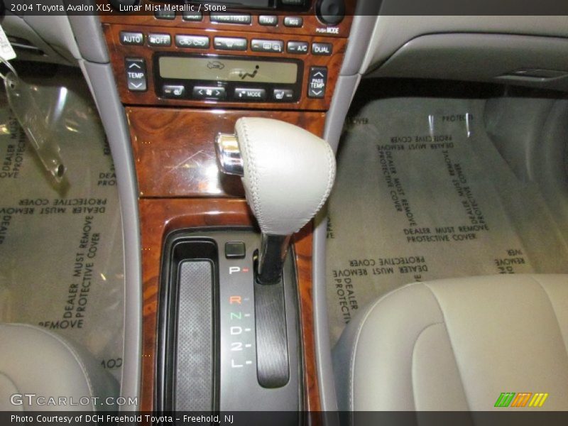 Lunar Mist Metallic / Stone 2004 Toyota Avalon XLS