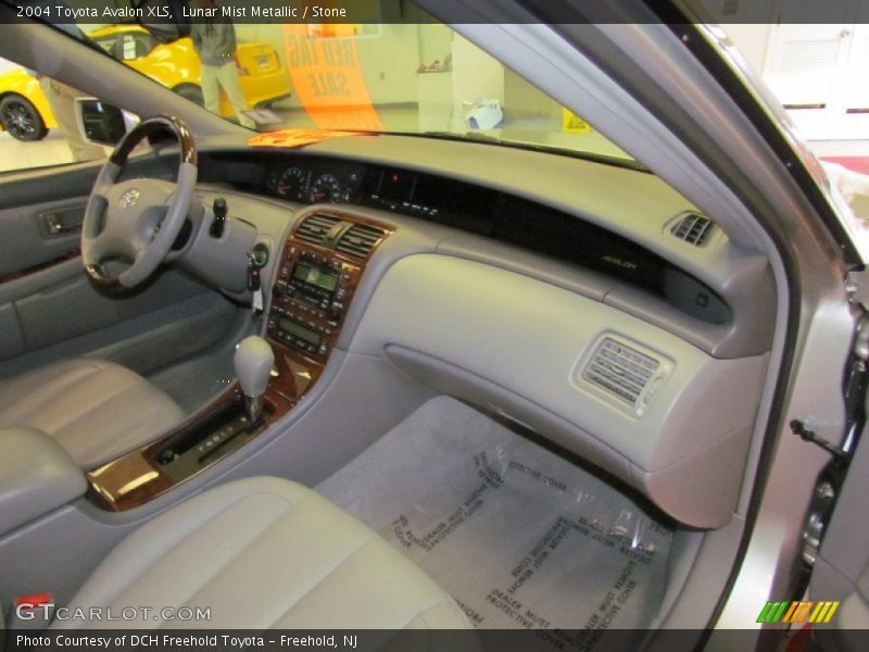 Lunar Mist Metallic / Stone 2004 Toyota Avalon XLS