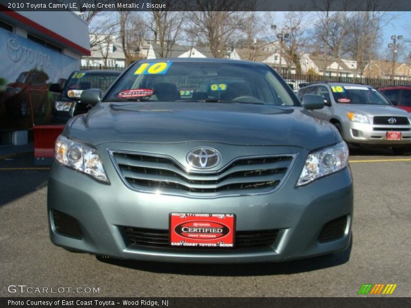 Aloe Green Metallic / Bisque 2010 Toyota Camry LE