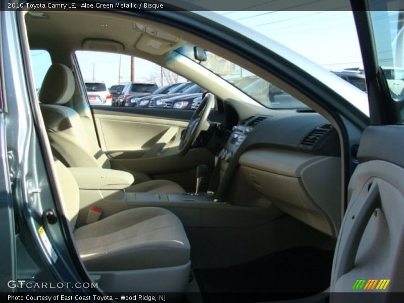 Aloe Green Metallic / Bisque 2010 Toyota Camry LE