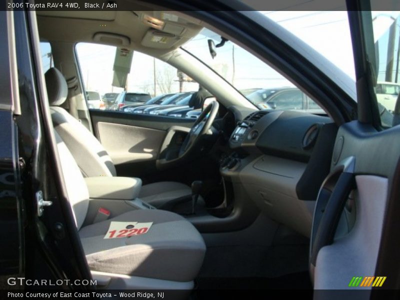 Black / Ash 2006 Toyota RAV4 4WD