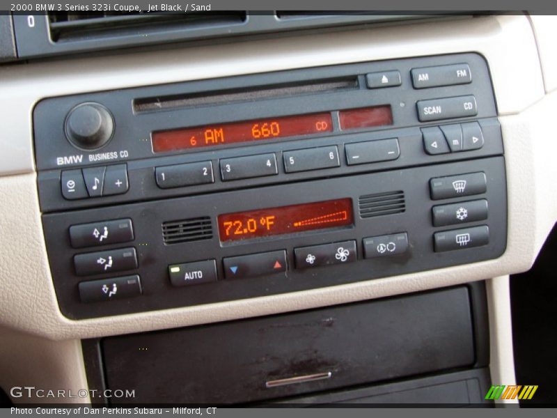 Audio System of 2000 3 Series 323i Coupe