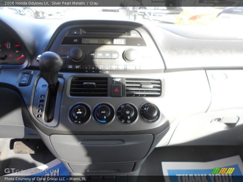 Silver Pearl Metallic / Gray 2006 Honda Odyssey LX