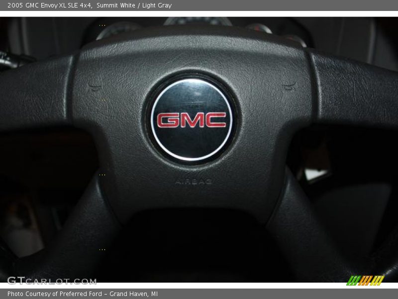 Summit White / Light Gray 2005 GMC Envoy XL SLE 4x4