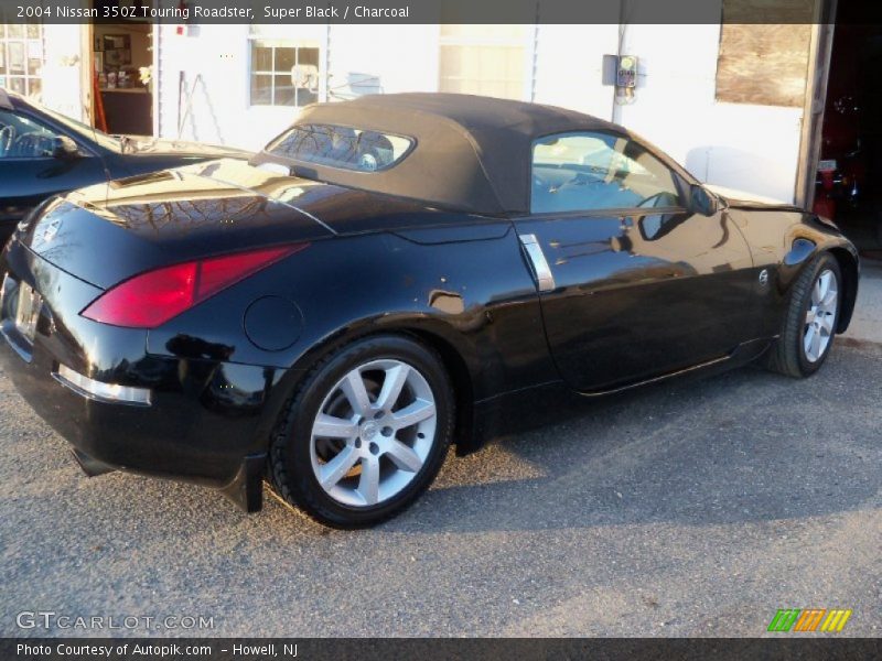 Super Black / Charcoal 2004 Nissan 350Z Touring Roadster