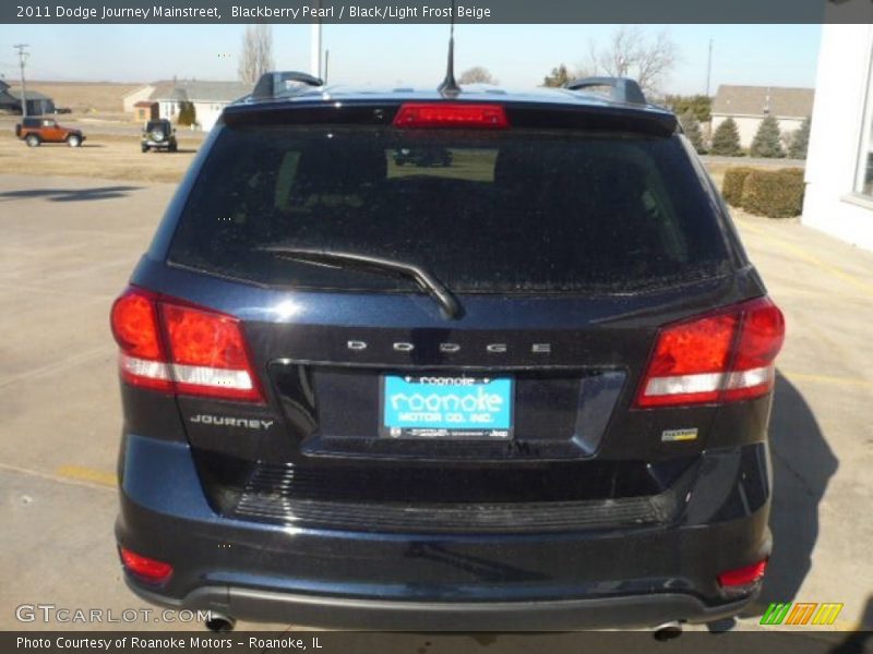 Blackberry Pearl / Black/Light Frost Beige 2011 Dodge Journey Mainstreet