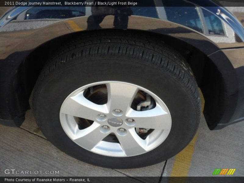 Blackberry Pearl / Black/Light Frost Beige 2011 Dodge Journey Mainstreet