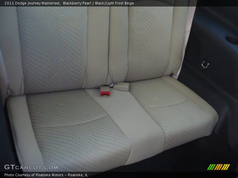 Blackberry Pearl / Black/Light Frost Beige 2011 Dodge Journey Mainstreet