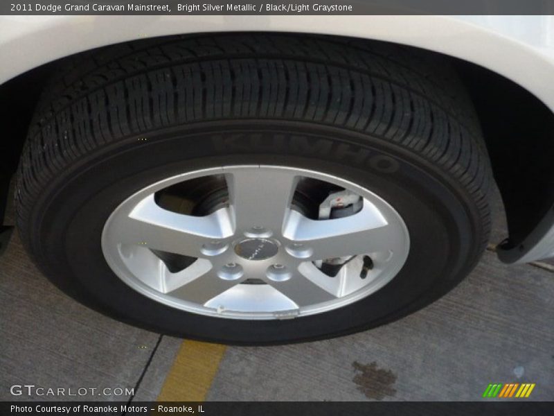 Bright Silver Metallic / Black/Light Graystone 2011 Dodge Grand Caravan Mainstreet