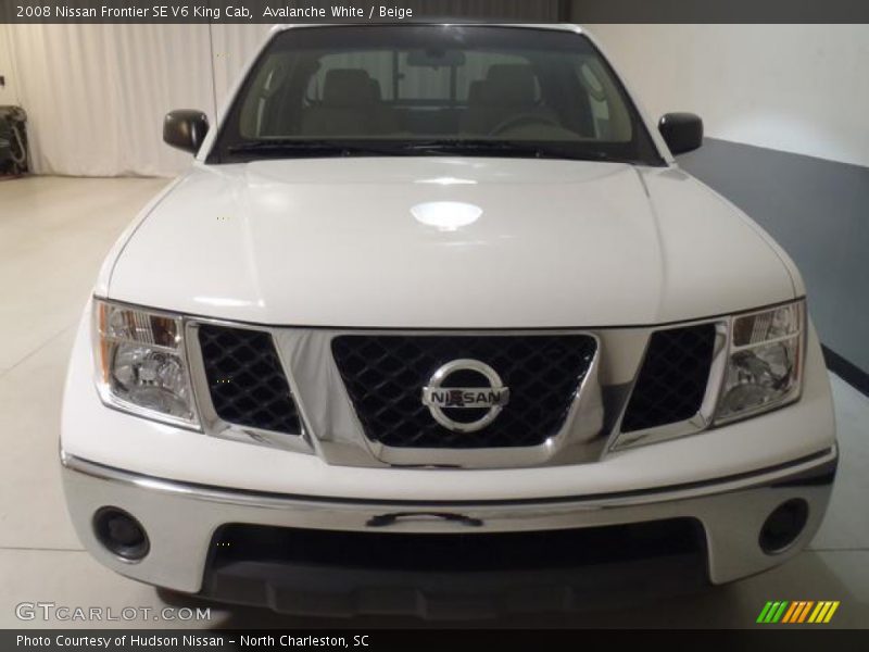 Avalanche White / Beige 2008 Nissan Frontier SE V6 King Cab