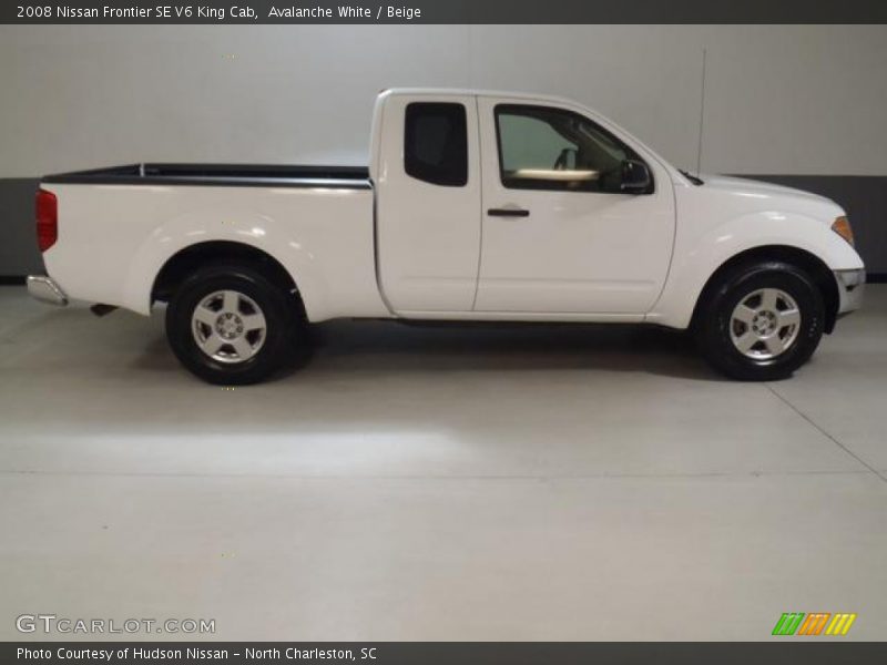 Avalanche White / Beige 2008 Nissan Frontier SE V6 King Cab