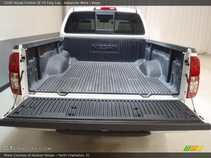 Avalanche White / Beige 2008 Nissan Frontier SE V6 King Cab