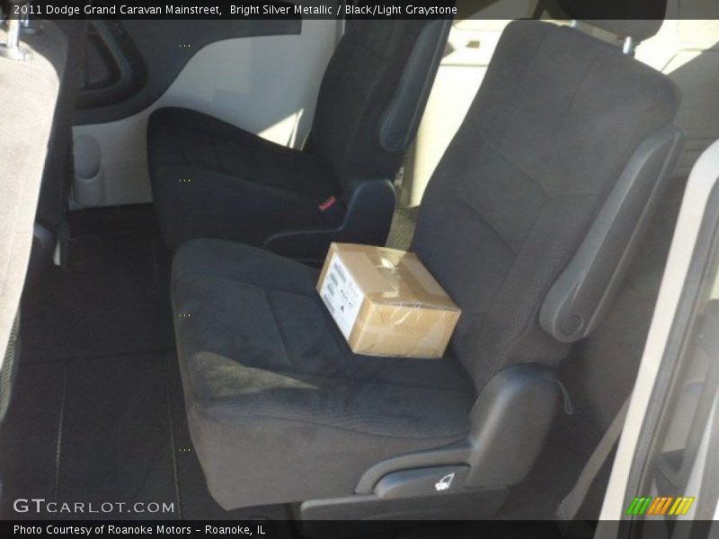 Bright Silver Metallic / Black/Light Graystone 2011 Dodge Grand Caravan Mainstreet