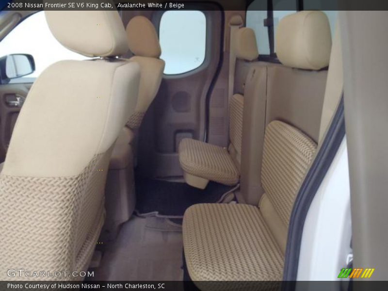 Avalanche White / Beige 2008 Nissan Frontier SE V6 King Cab