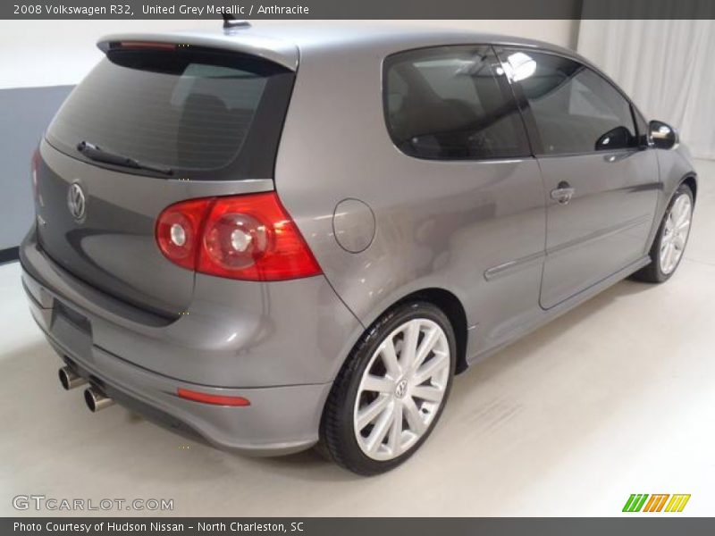 United Grey Metallic / Anthracite 2008 Volkswagen R32
