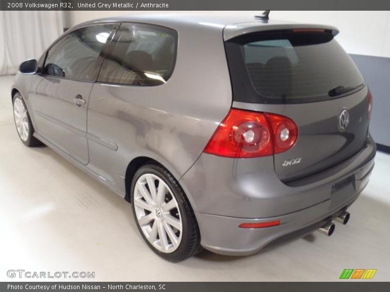 United Grey Metallic / Anthracite 2008 Volkswagen R32