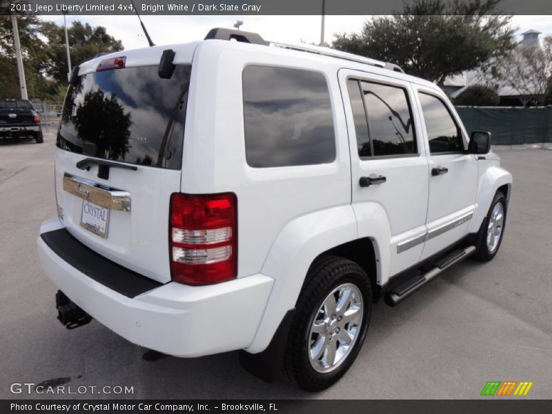 Bright White / Dark Slate Gray 2011 Jeep Liberty Limited 4x4