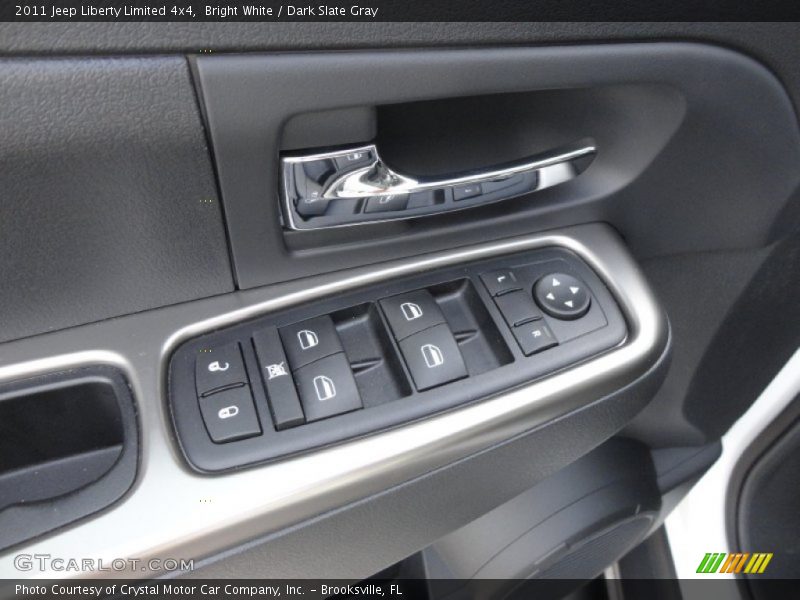 Bright White / Dark Slate Gray 2011 Jeep Liberty Limited 4x4