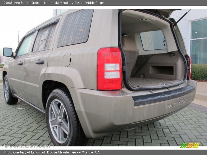 Light Khaki Metallic / Pastel Pebble Beige 2008 Jeep Patriot Sport