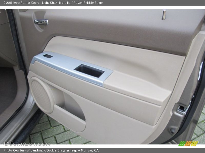 Light Khaki Metallic / Pastel Pebble Beige 2008 Jeep Patriot Sport