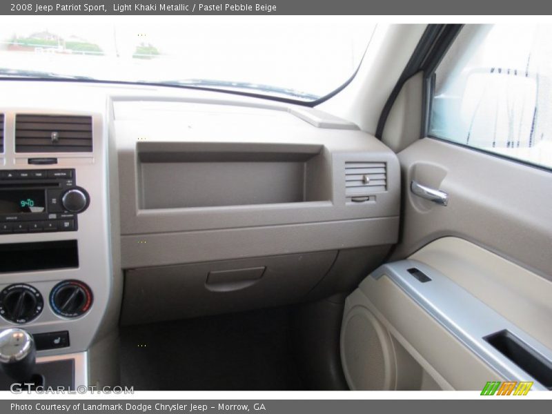 Light Khaki Metallic / Pastel Pebble Beige 2008 Jeep Patriot Sport