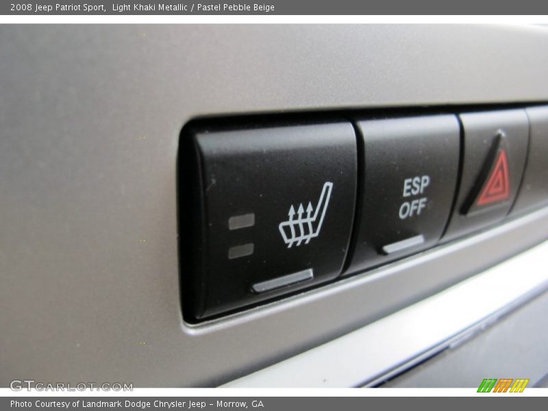 Light Khaki Metallic / Pastel Pebble Beige 2008 Jeep Patriot Sport