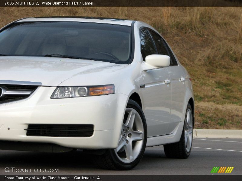 White Diamond Pearl / Camel 2005 Acura TL 3.2