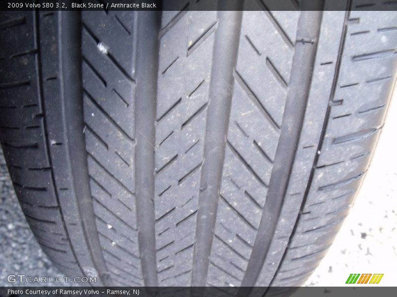 Black Stone / Anthracite Black 2009 Volvo S80 3.2