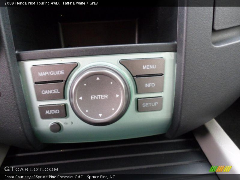 Taffeta White / Gray 2009 Honda Pilot Touring 4WD