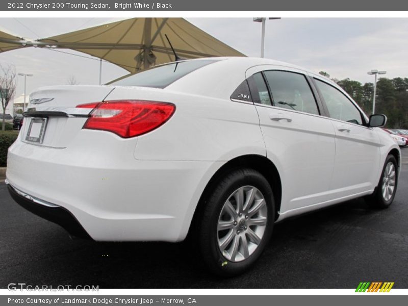 Bright White / Black 2012 Chrysler 200 Touring Sedan