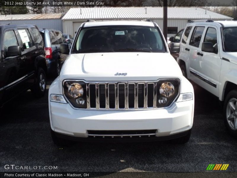 Bright White / Dark Slate Gray 2012 Jeep Liberty Jet 4x4