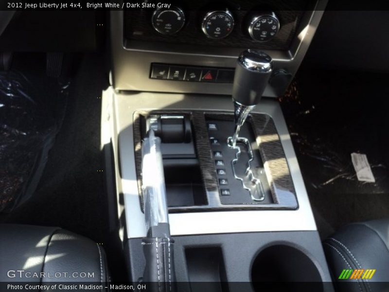  2012 Liberty Jet 4x4 4 Speed Automatic Shifter