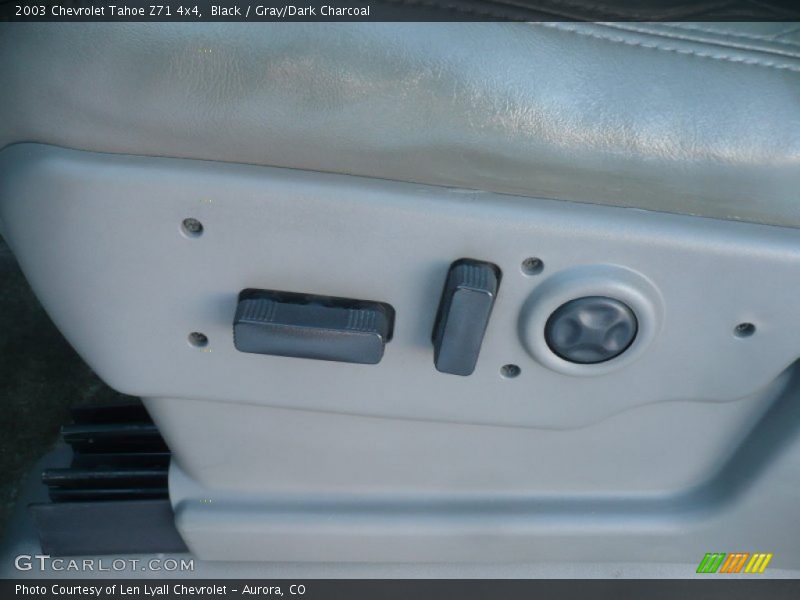 Black / Gray/Dark Charcoal 2003 Chevrolet Tahoe Z71 4x4