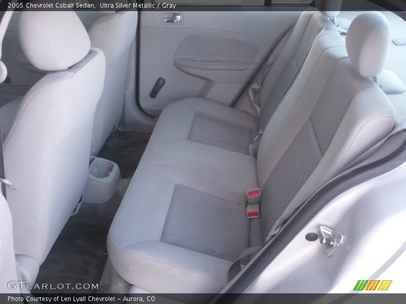 Ultra Silver Metallic / Gray 2005 Chevrolet Cobalt Sedan