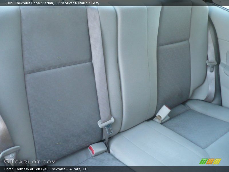Ultra Silver Metallic / Gray 2005 Chevrolet Cobalt Sedan