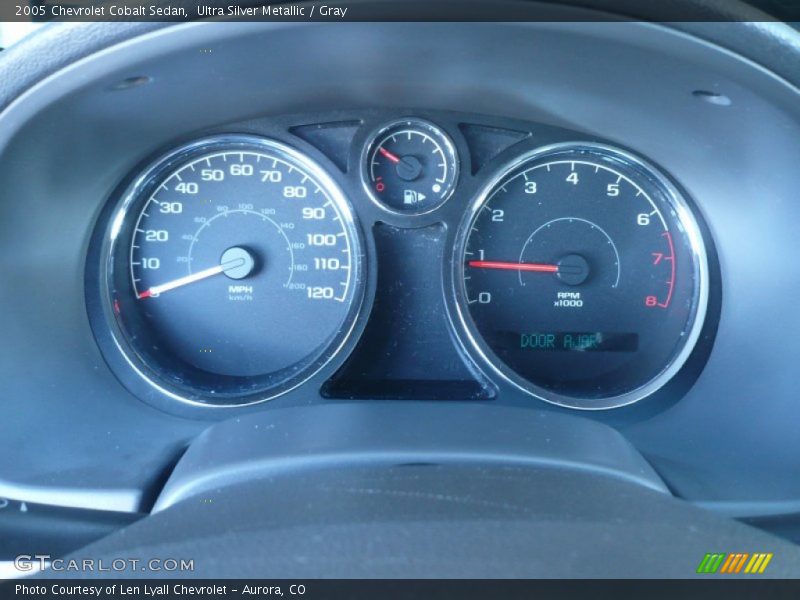 Ultra Silver Metallic / Gray 2005 Chevrolet Cobalt Sedan