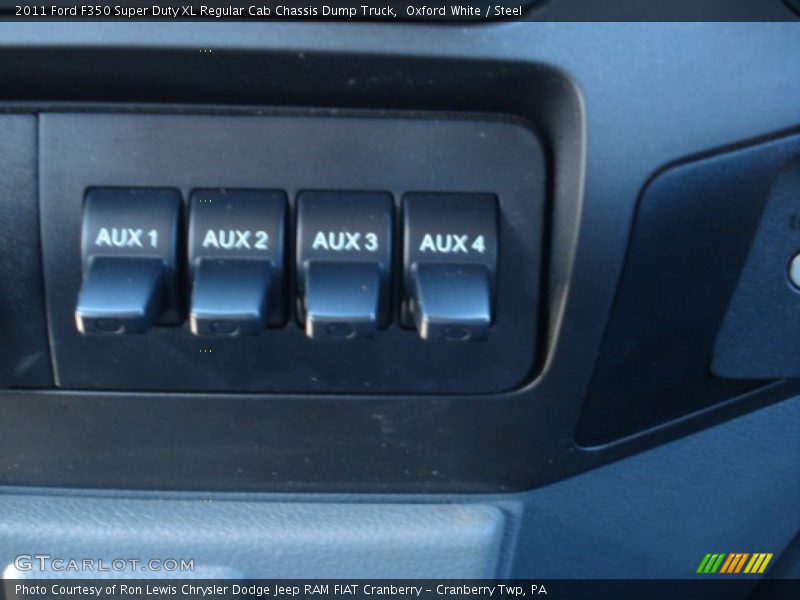 Oxford White / Steel 2011 Ford F350 Super Duty XL Regular Cab Chassis Dump Truck