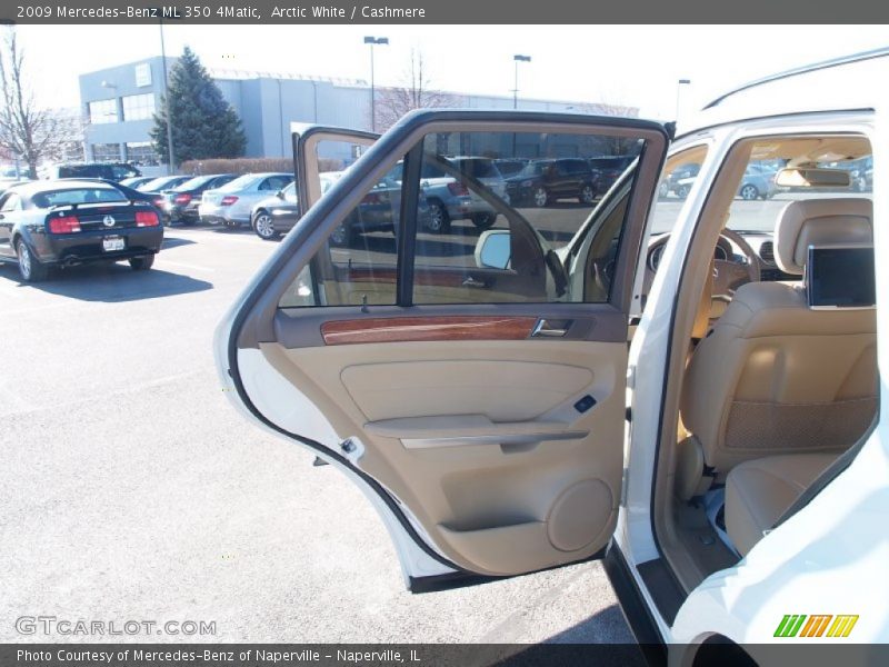 Arctic White / Cashmere 2009 Mercedes-Benz ML 350 4Matic