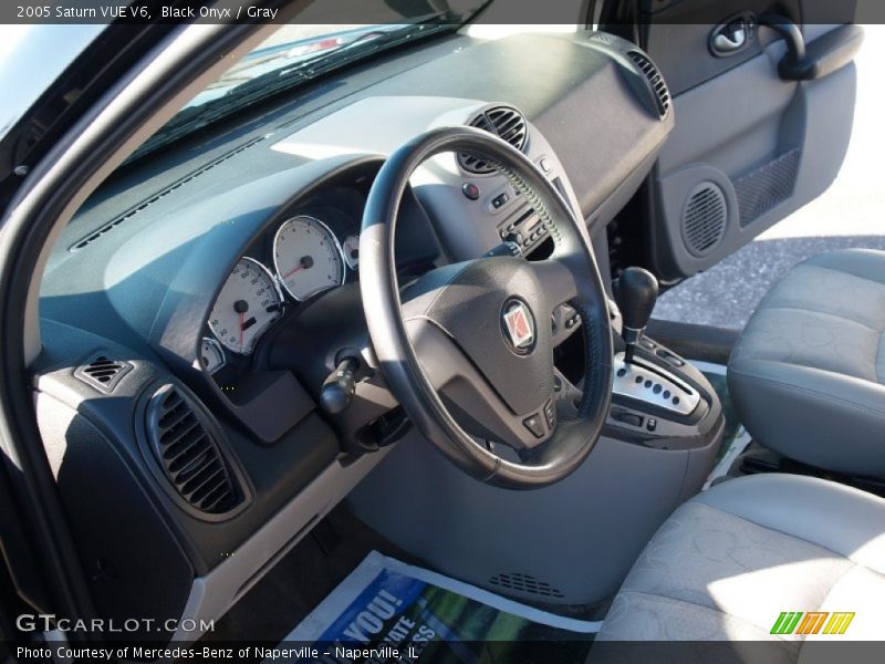 Black Onyx / Gray 2005 Saturn VUE V6