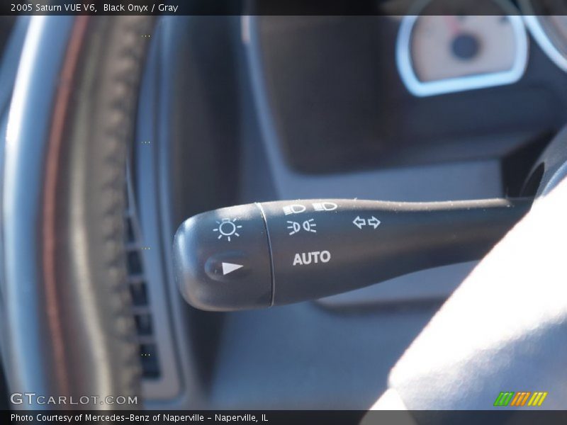 Black Onyx / Gray 2005 Saturn VUE V6