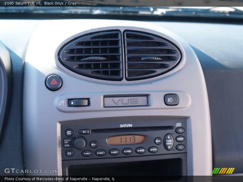 Black Onyx / Gray 2005 Saturn VUE V6