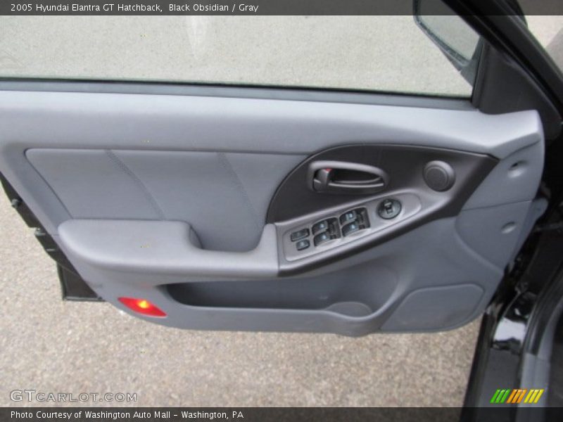 Black Obsidian / Gray 2005 Hyundai Elantra GT Hatchback