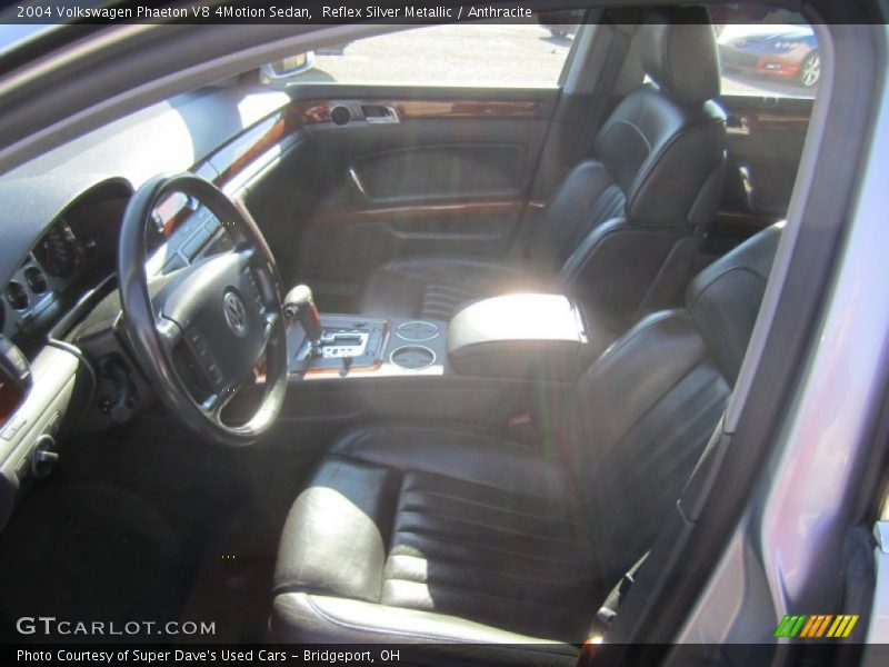 Reflex Silver Metallic / Anthracite 2004 Volkswagen Phaeton V8 4Motion Sedan