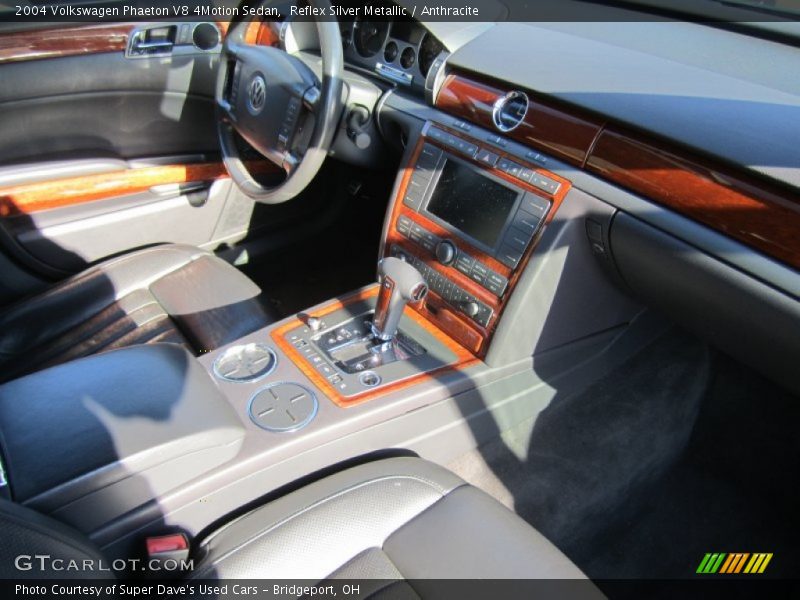 Reflex Silver Metallic / Anthracite 2004 Volkswagen Phaeton V8 4Motion Sedan