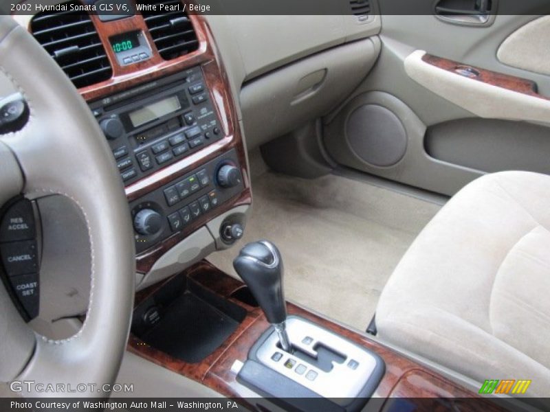 White Pearl / Beige 2002 Hyundai Sonata GLS V6