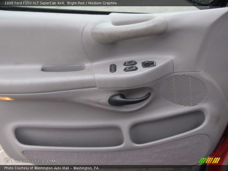 Door Panel of 1998 F150 XLT SuperCab 4x4