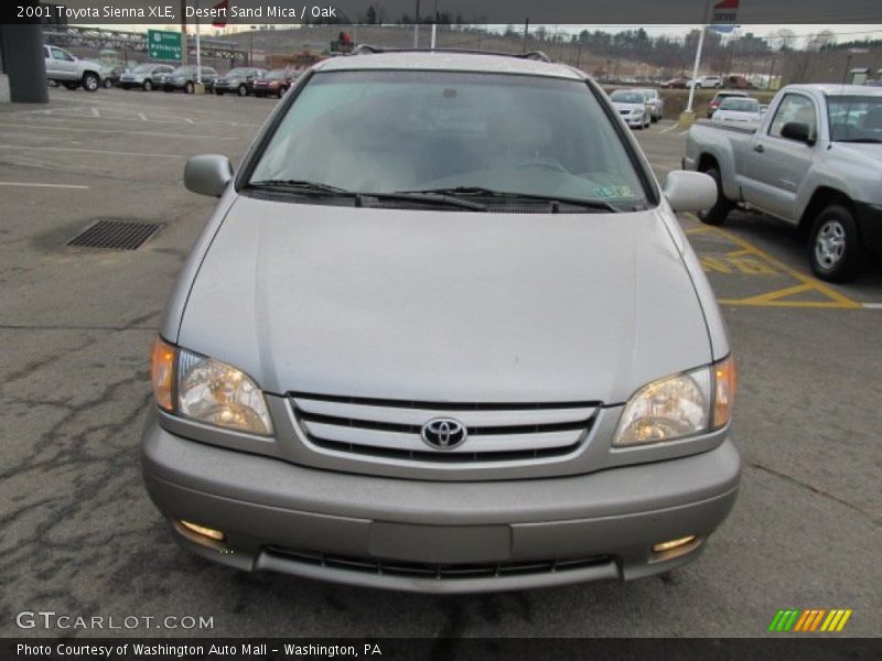 Desert Sand Mica / Oak 2001 Toyota Sienna XLE