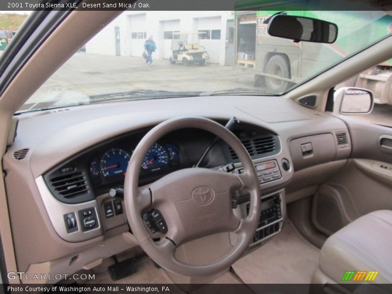 Desert Sand Mica / Oak 2001 Toyota Sienna XLE