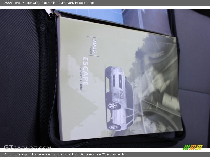 Black / Medium/Dark Pebble Beige 2005 Ford Escape XLS