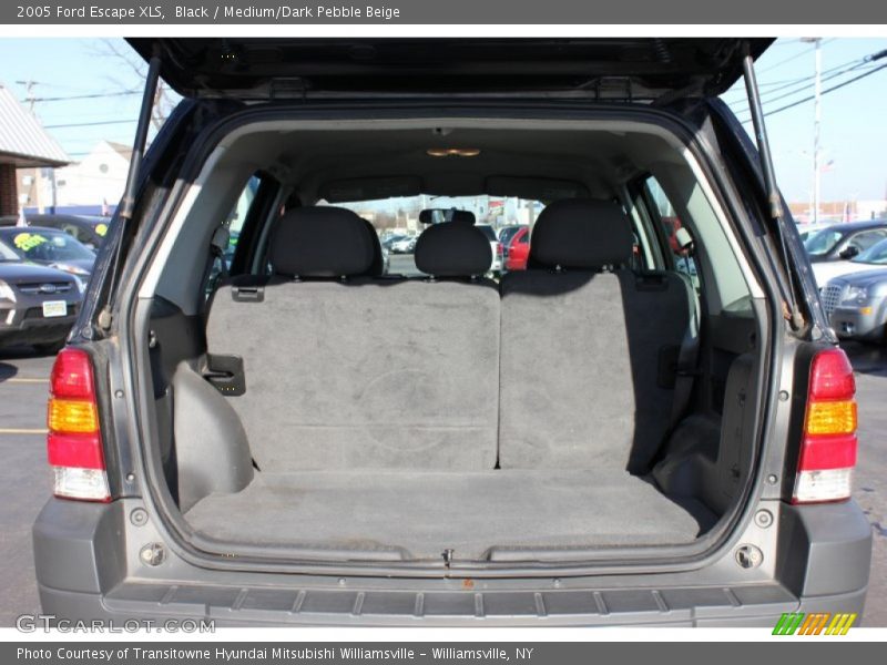 Black / Medium/Dark Pebble Beige 2005 Ford Escape XLS
